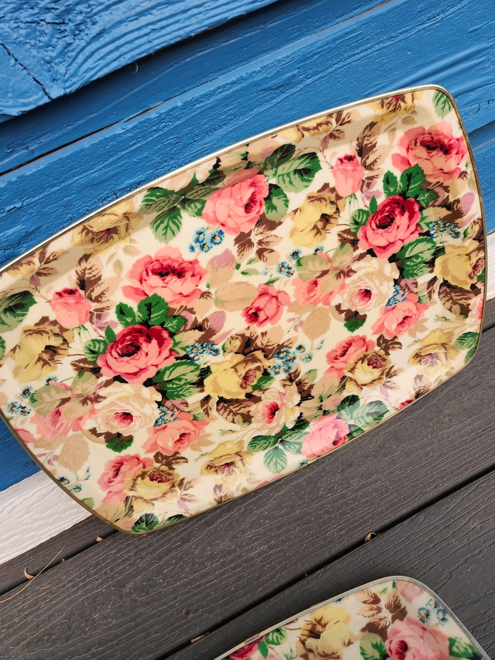 Floral Rectangular Serving Trays - Pink & Green Rose Pattern - Picture 4 of 8